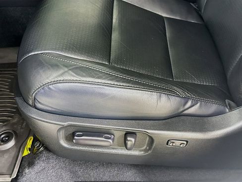 Certified 2022 Toyota Tacoma Limited image 19