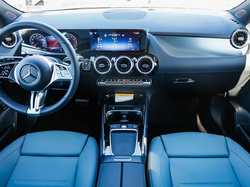 New 2026 Mercedes-Benz GLA 250 4MATIC image 10