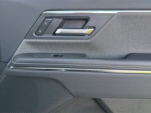 New 2026 GMC Sierra EV Elevation w/ LPO, Elevation Dark Package image 19