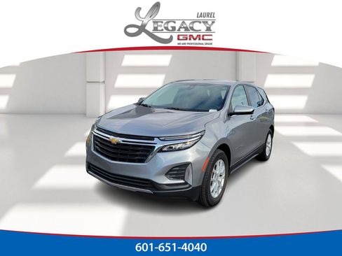 Used 2023 Chevrolet Equinox LT image 1