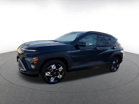 Used 2025 Hyundai Kona SEL image 7