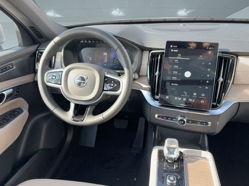 New 2026 Volvo XC90 B6 Plus w/ Protection Package Premier AWD/4WD image 27