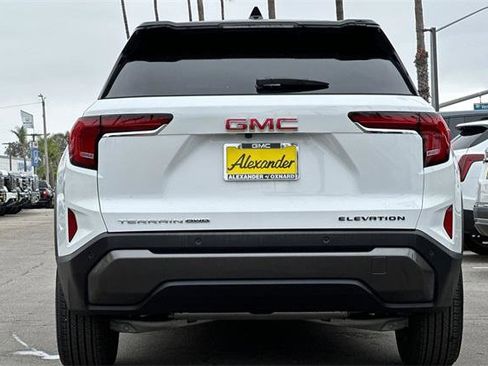 New 2025 GMC Terrain Elevation image 5