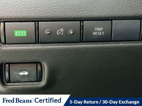 Used 2023 Nissan Sentra SV image 12