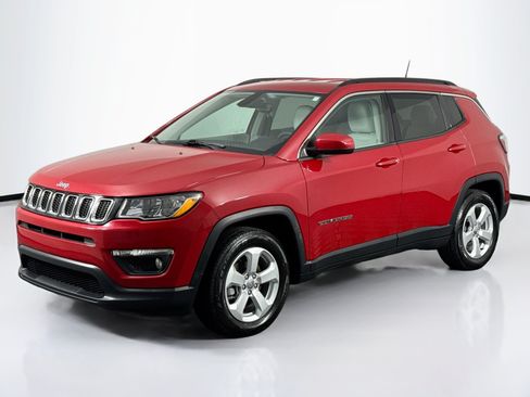 Used 2021 Jeep Compass Latitude FWD image 6