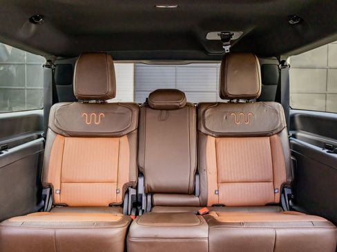 Used 2025 Ford Expedition Max King Ranch image 36