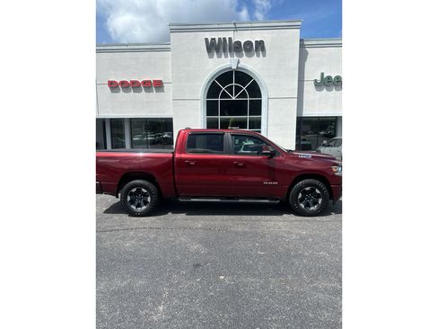 Used 2020 RAM 1500 Big Horn AWD/4WD image 1