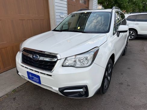 Used 2017 Subaru Forester 2.5i Premium AWD/4WD image 7