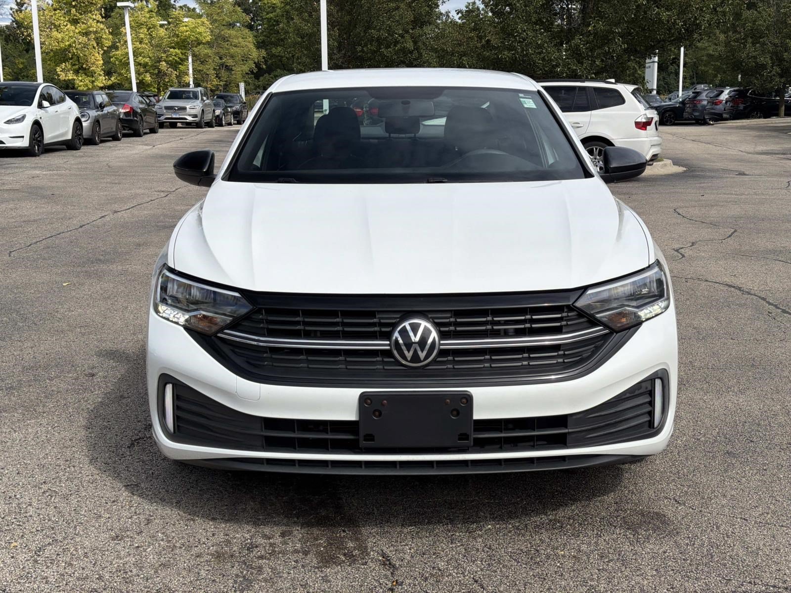 Used 2022 Volkswagen Jetta Sport FWD image 4