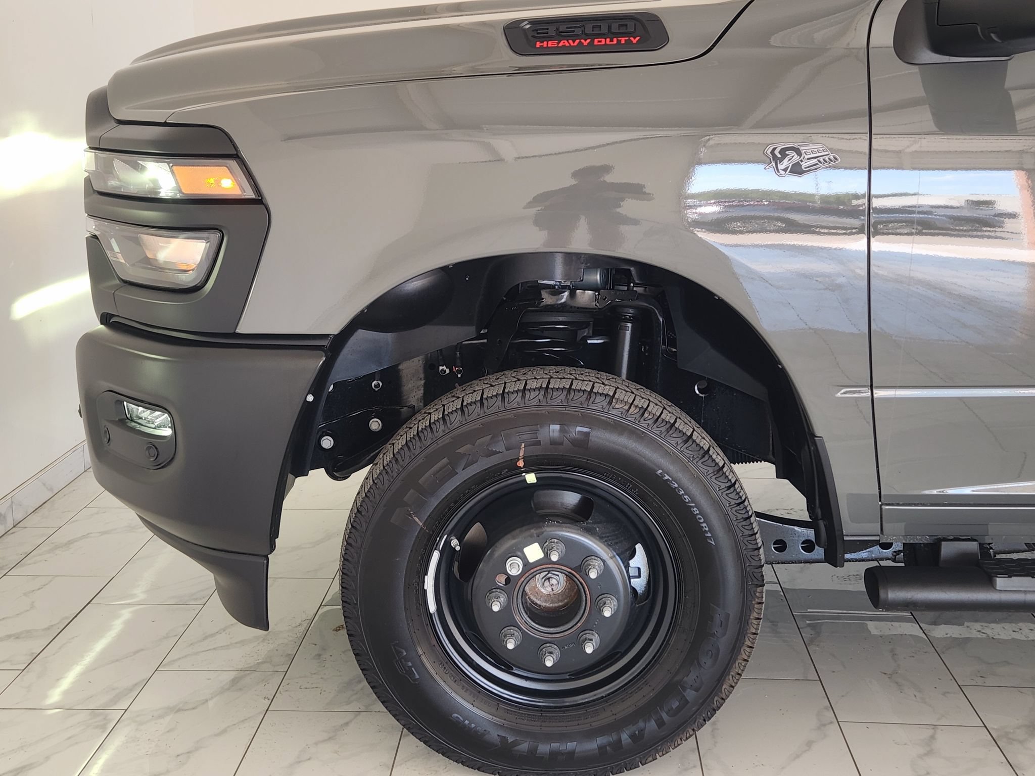 Used 2027 RAM 3500 Tradesman AWD/4WD image 7