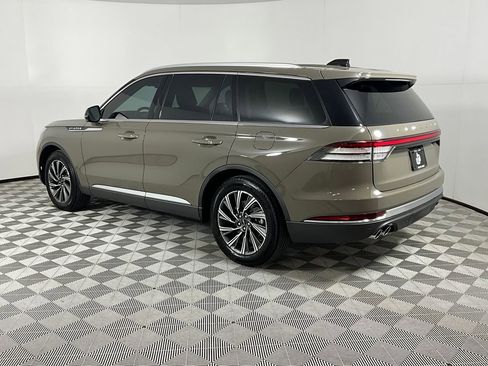Used 2025 Lincoln Aviator 2WD w/ Equipment Group 101A image 3