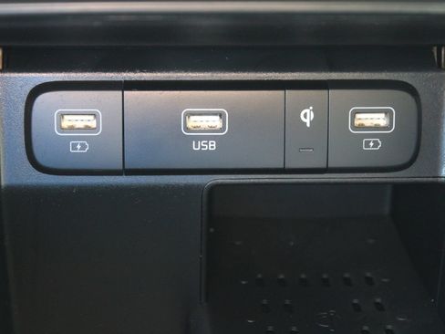 Certified 2023 Kia Sorento S w/ Panoramic Sunroof Package FWD image 40