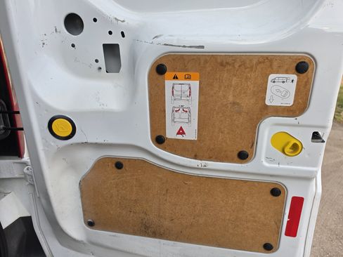 Used 2015 Ford Transit Connect XLT FWD image 10