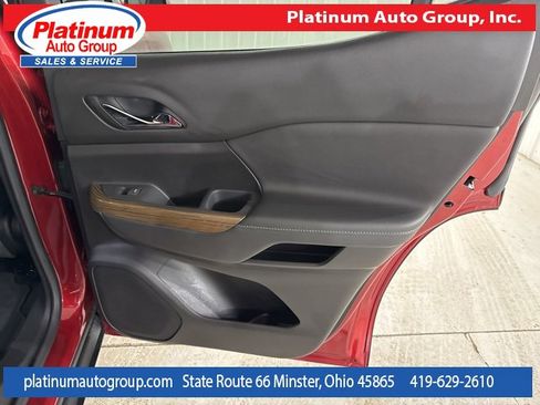 Used 2023 GMC Acadia SLE w/ Driver Convenience Package image 53