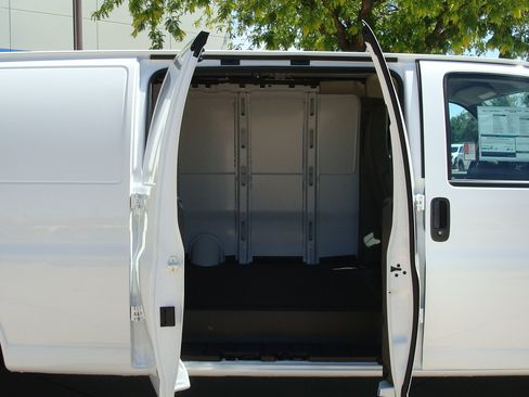 New 2026 Chevrolet Express 3500 Extended w/ Driver Convenience Package RWD image 11