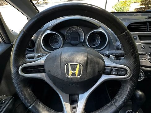 Used 2009 Honda Fit Sport image 28