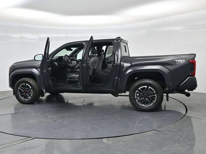 Used 2024 Toyota Tacoma TRD Sport w/ TRD Sport Upgrade Package