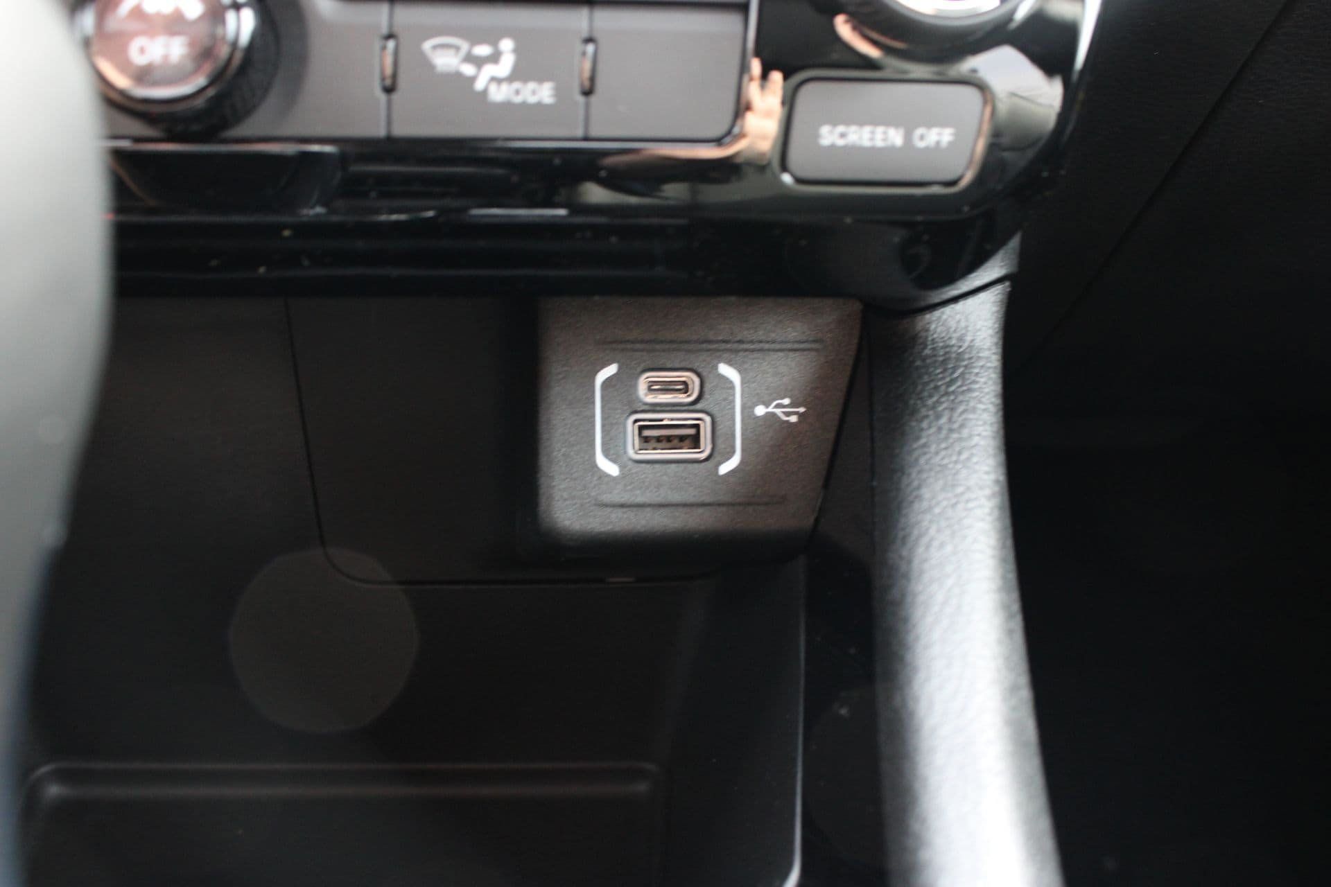 New 2026 Jeep Compass Latitude AWD/4WD image 34