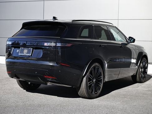 New 2026 Land Rover Range Rover Velar Dynamic SE image 15