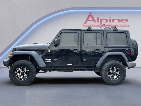 Used 2018 Jeep Wrangler Unlimited Sport S image 2