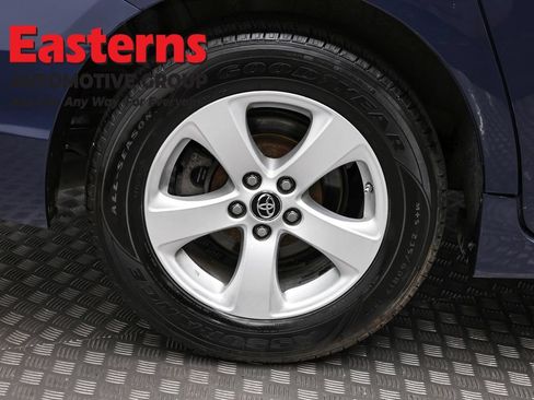 Used 2020 Toyota Sienna L FWD image 29