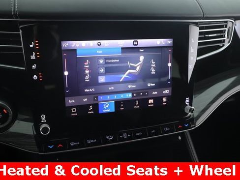 Used 2022 Jeep Wagoneer Series III w/ Premium Group I image 4