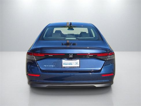 New 2025 Honda Accord SE image 7