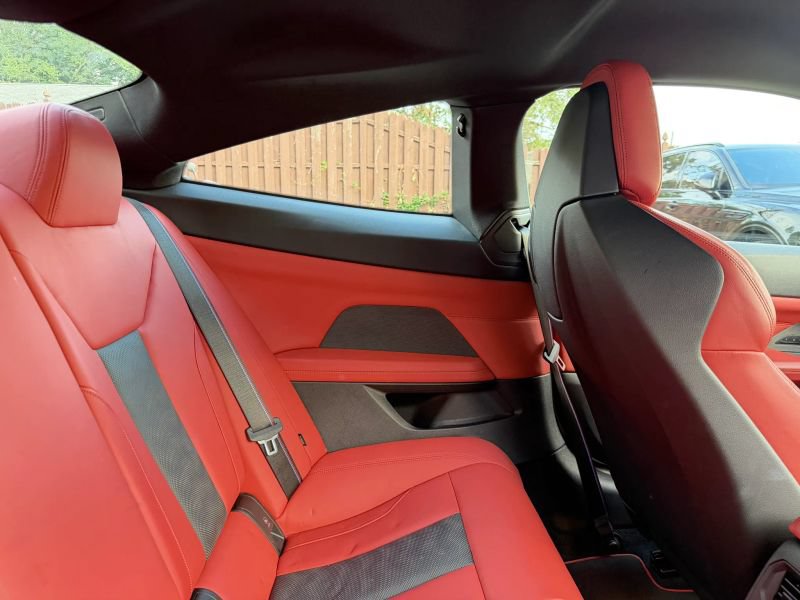 Used 2022 BMW M4 Competition w/ M Carbon Exterior Package RWD image 28