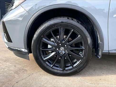 Certified 2022 Nissan Murano SV w/ SV Midnight Edition Package FWD image 11