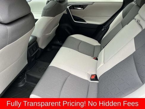 Used 2025 Toyota RAV4 XLE w/ Convenience Package AWD/4WD image 18