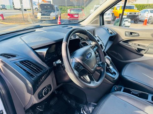 Used 2019 Ford Transit Connect XL image 12