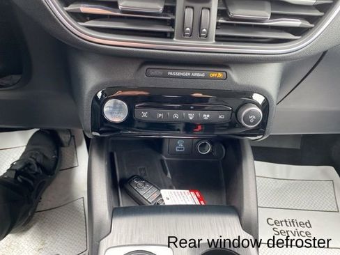 Used 2023 Ford Escape Platinum image 20