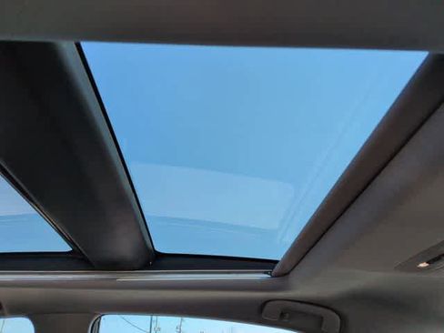 Used 2018 Toyota Camry XSE image 21