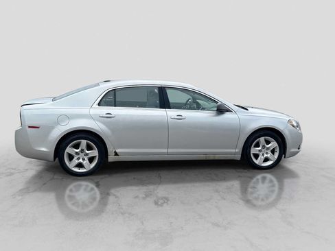 Used 2009 Chevrolet Malibu LS FWD image 7