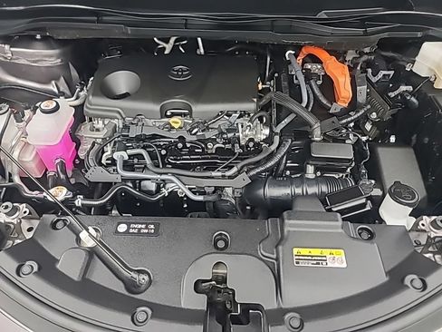 Used 2024 Toyota Sienna LE AWD/4WD image 41