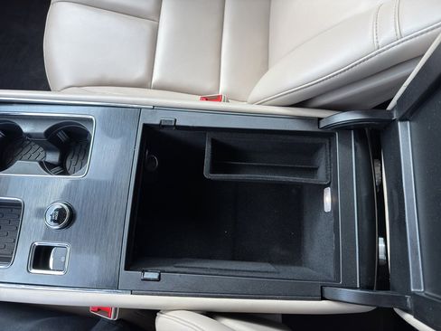 Used 2023 Lincoln Aviator AWD w/ Premium Package image 21