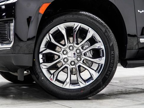Used 2023 GMC Yukon SLT w/ SLT Premium Package RWD image 6