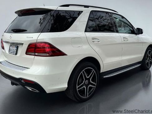 Used 2019 Mercedes-Benz GLE 400 4MATIC image 9