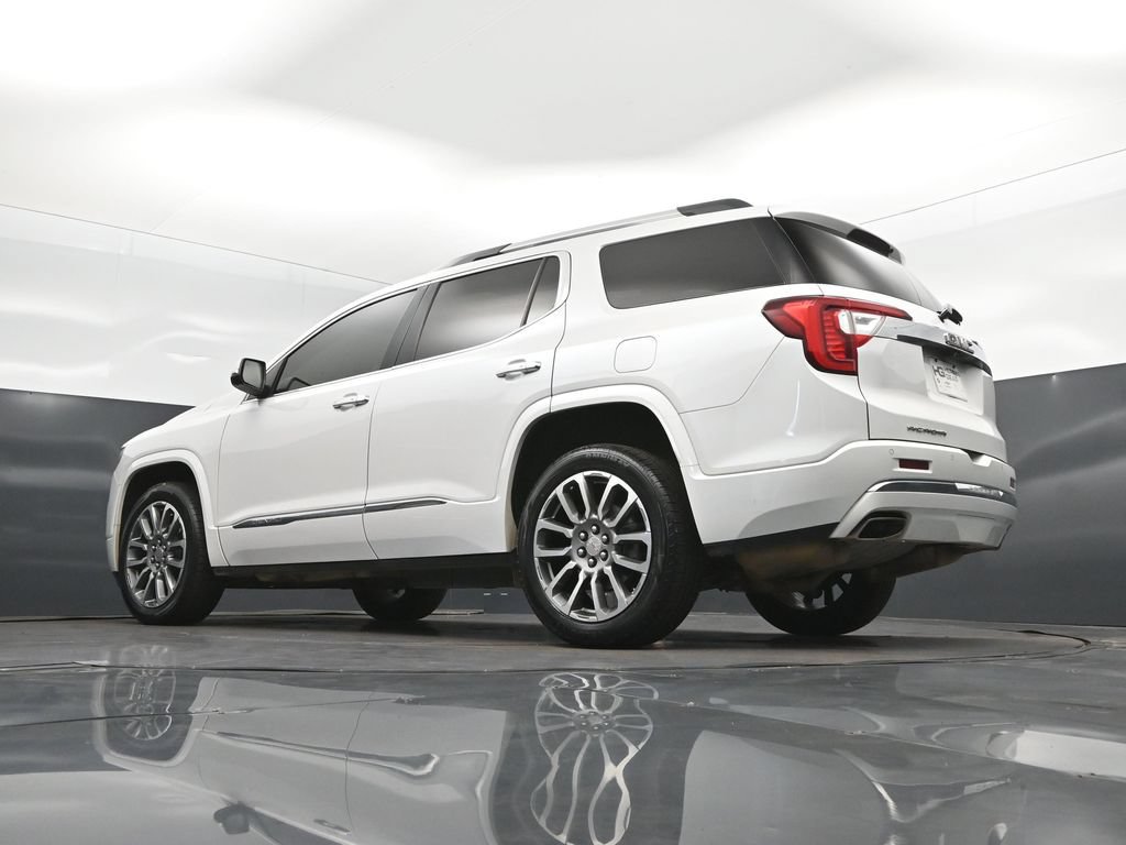 Used 2021 GMC Acadia Denali w/ Denali Technology Package FWD image 40