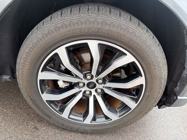 Used 2020 Ford Explorer ST w/ Premium Technology Package AWD/4WD image 4