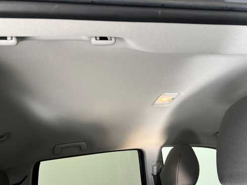 Used 2020 Toyota Tacoma SR5 image 16