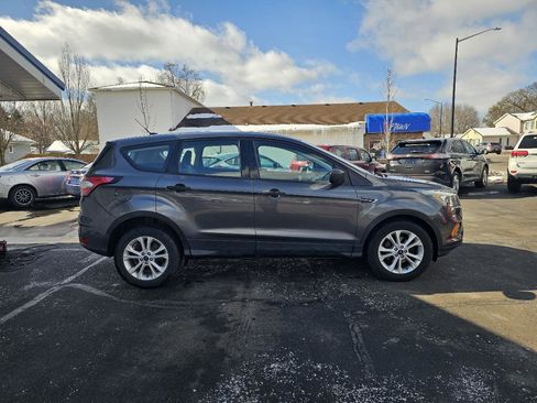 Used 2018 Ford Escape S image 12