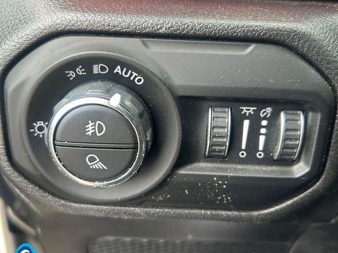 Used 2022 Jeep Gladiator Rubicon w/ LED Lighting Group AWD/4WD image 26