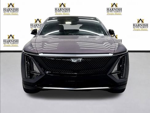 Used 2026 Cadillac Lyriq Premium Luxury AWD/4WD image 2