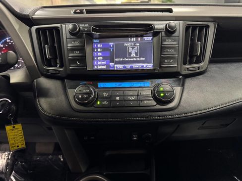 Used 2018 Toyota RAV4 XLE image 25