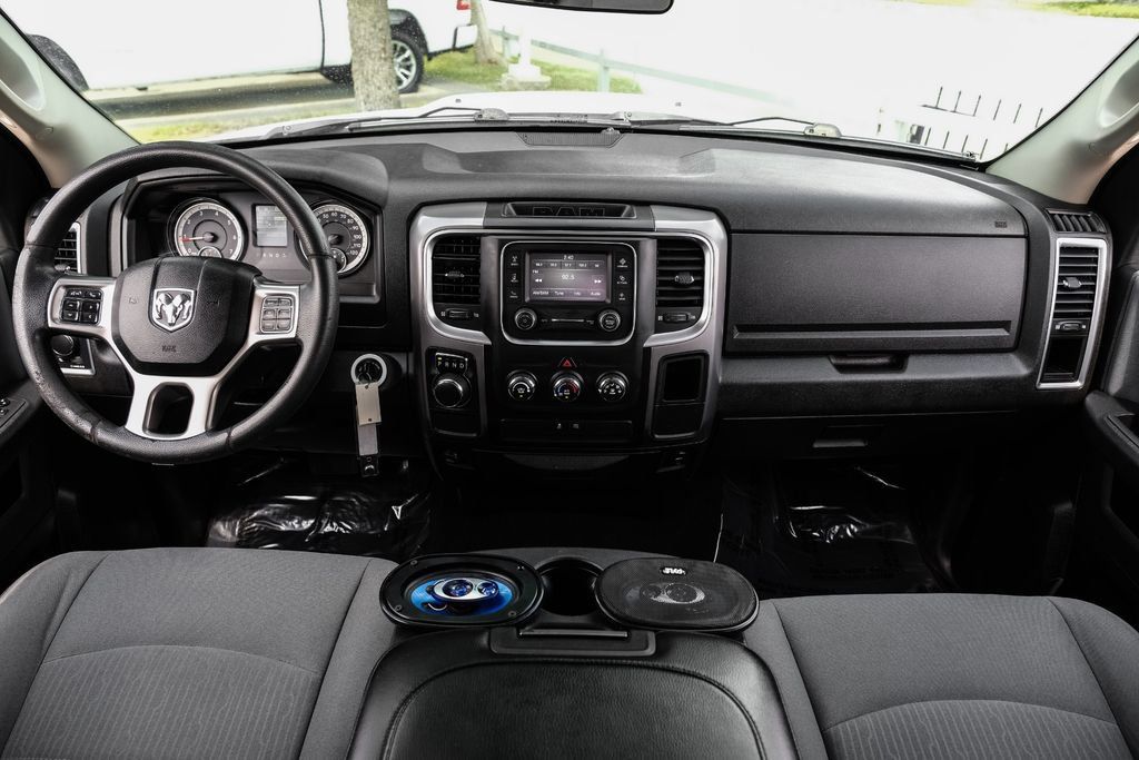 Used 2022 RAM 1500 Classic SLT RWD image 10