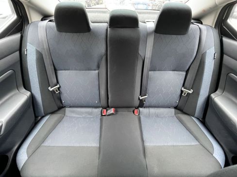 Used 2025 Nissan Versa SV image 36