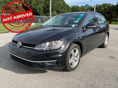 Used 2018 Volkswagen Golf SE