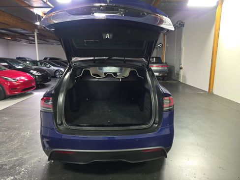 Used 2023 Tesla Model X AWD/4WD image 11