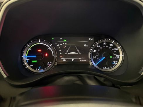 Used 2023 Toyota Highlander XLE image 10